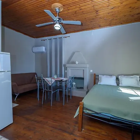 Atesi House-lefokastro Casa de Campo