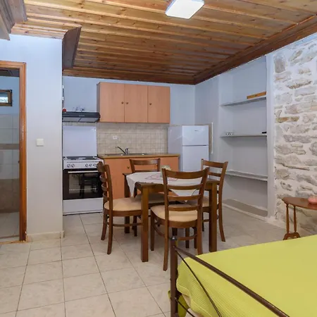 Country house Atesi House-lefokastro *