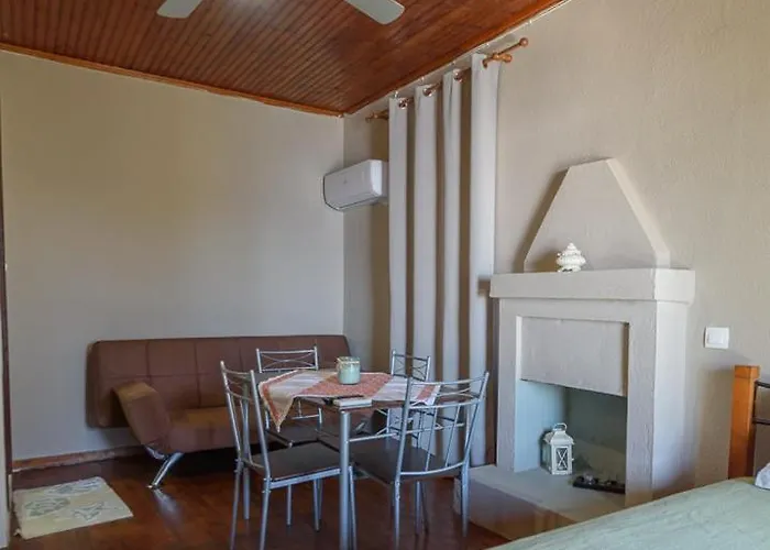 Atesi House-lefokastro * Lefokastro