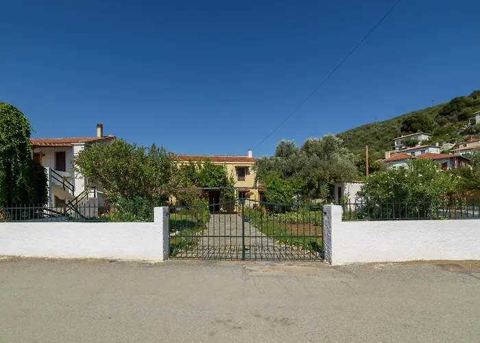 Atesi House-lefokastro Country house Lefokastro