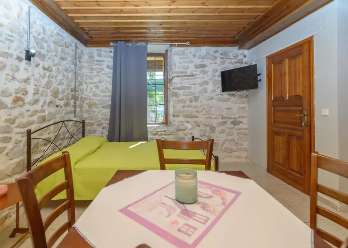 Atesi House-lefokastro *